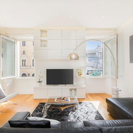 Amazing Vista Piazza Venezia Apartment โรม ภายนอก รูปภาพ