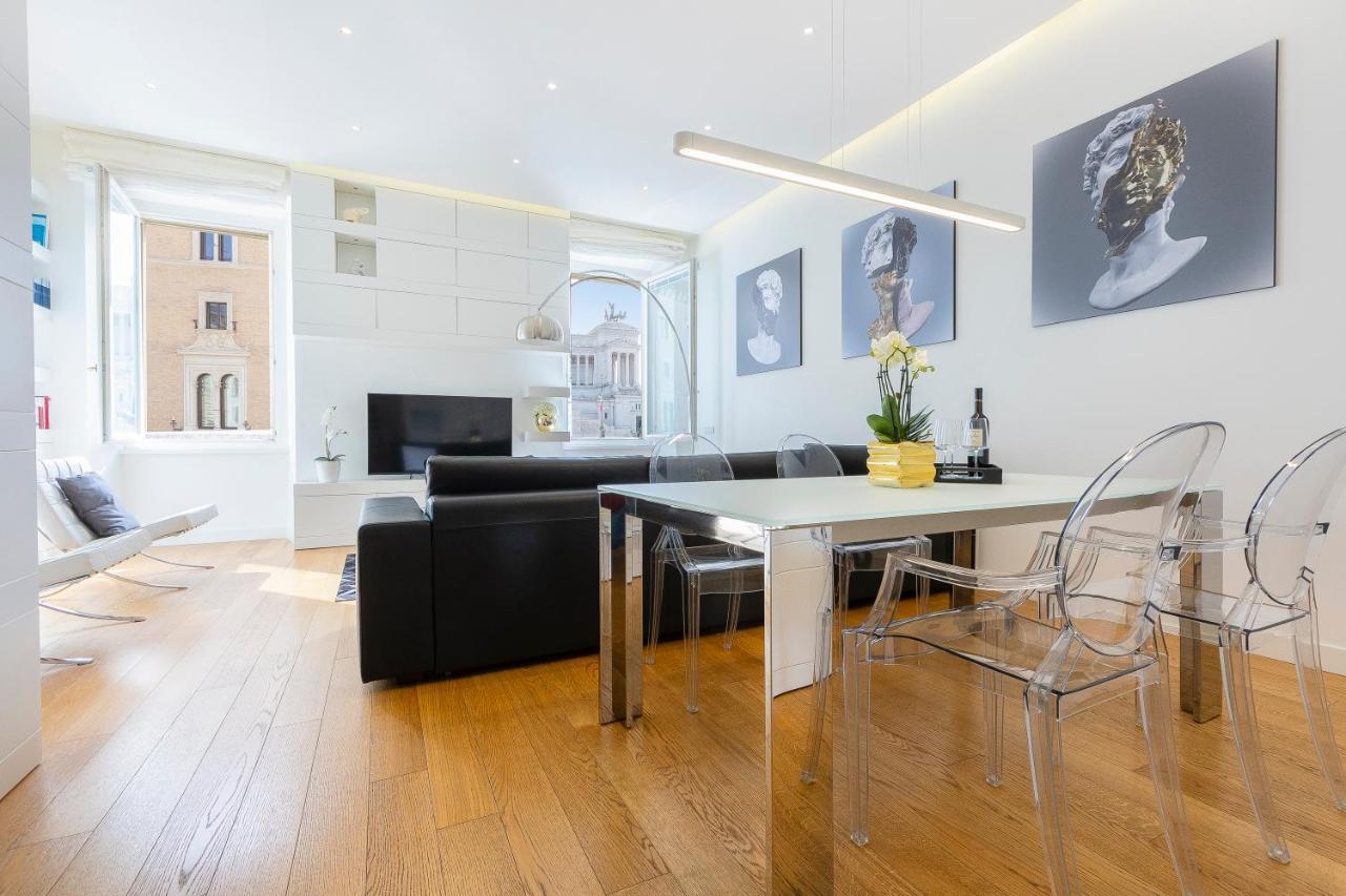 Amazing Vista Piazza Venezia Apartment โรม ภายนอก รูปภาพ